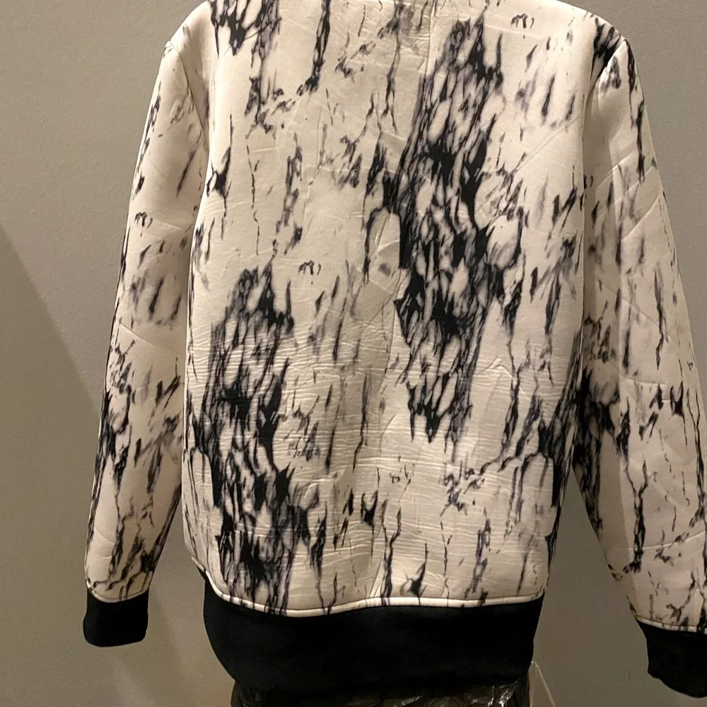 Jacket - Picture 3 of 3